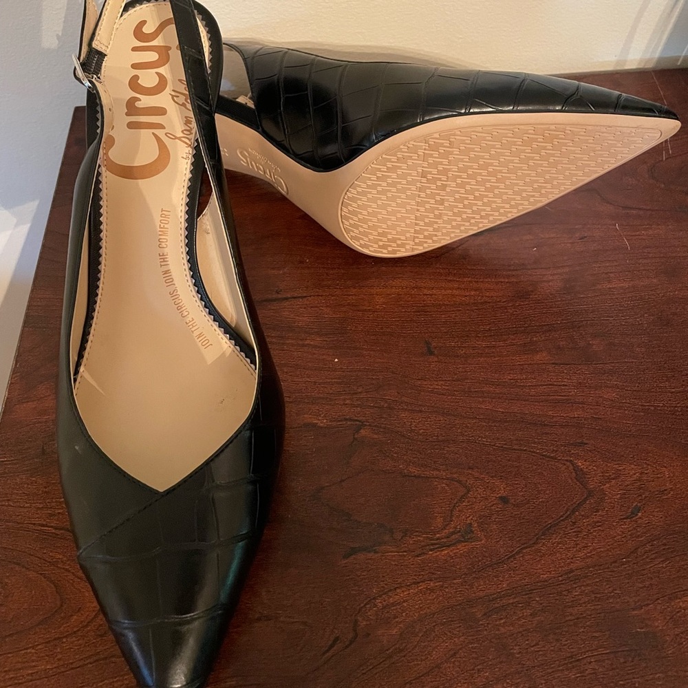 Circus by Sam Edelman black heels.  New Without Box.  Only tried on.